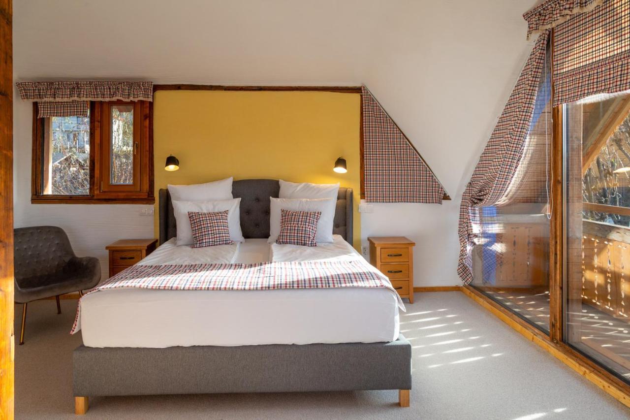 Casele Cu Stuf B&B Haus Ulrike Sălicea Eksteriør billede