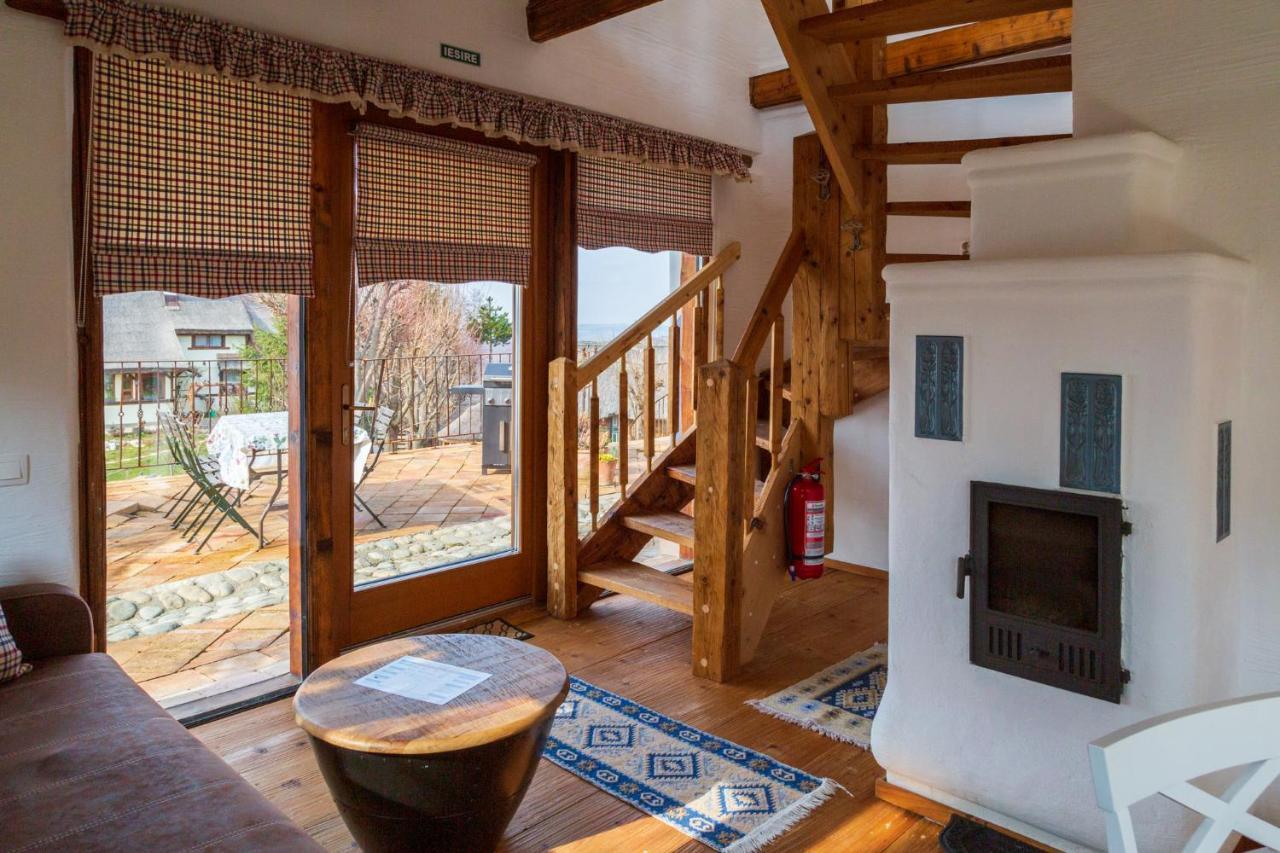 Casele Cu Stuf B&B Haus Ulrike Sălicea Eksteriør billede